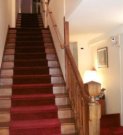 Hotel Henri Iv La Rochelle (Charente-Maritime)